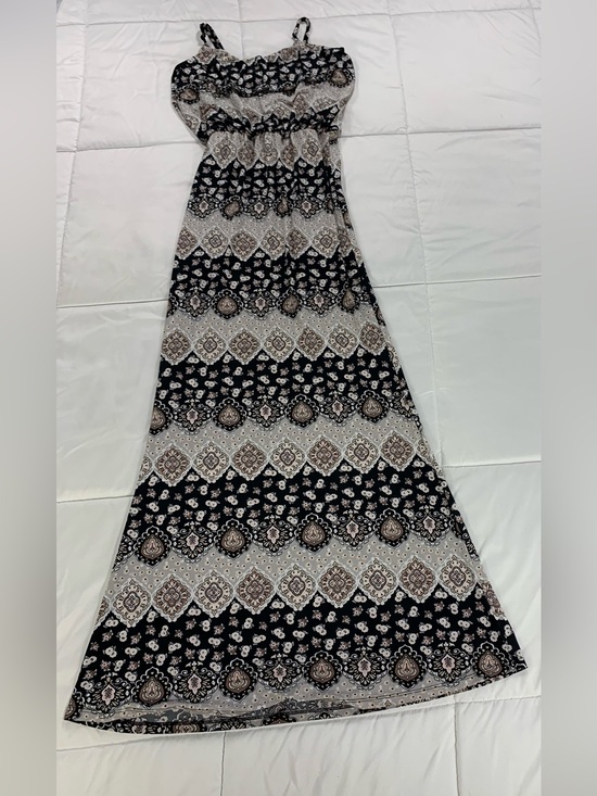 Seductions Dresses & Skirts - Pre loved SEDUCTIONS BY SIRENS dress womens size S